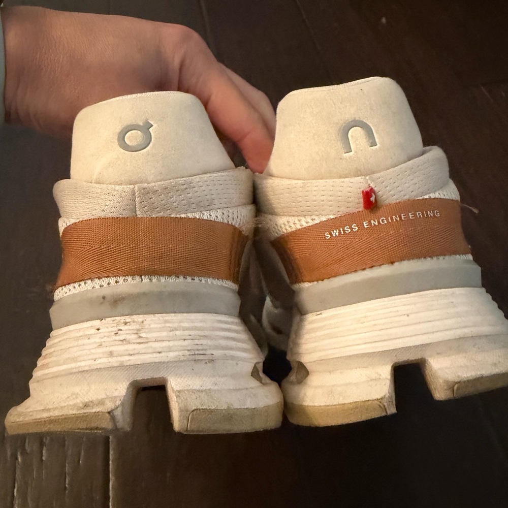 On Cloud Cloudnova running shoes in white/pearl s… - image 8